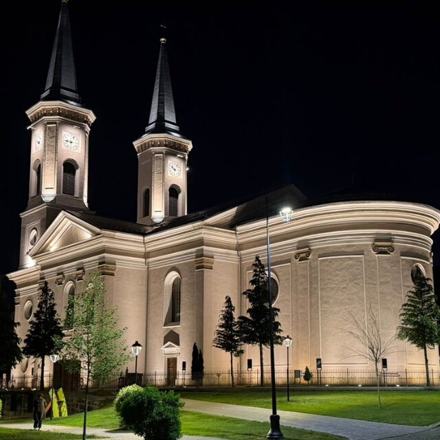 Cum am iluminat un monument neoclasic din Maramureș