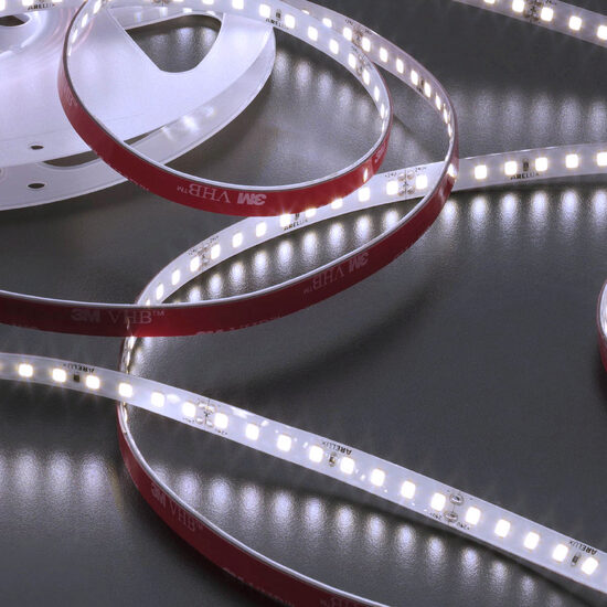 Banda LED flexibila alb rece IP20 rola 5m 24V DC/12W/m/6000K/1560 lm/m XRibo RB212866CW