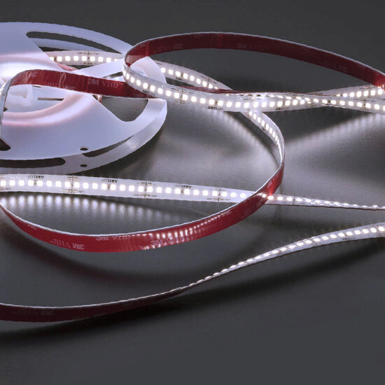Banda LED flexibila alb rece IP20 rola 5m 24V DC/18W/m/6000K/2340 lm/m XRibo RB219266CW Arelux